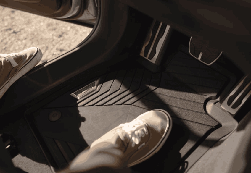 BMW All Weather Floor Mat Pair - Front & Rear - 5 (G60) M5 (G90)